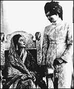 The wedding picture of Maharani Gayatri Devi and Maharaja Man Singh